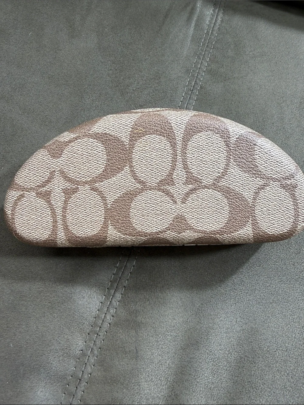 Coach Signature 'C' Eyewear Case in Beige and Tan